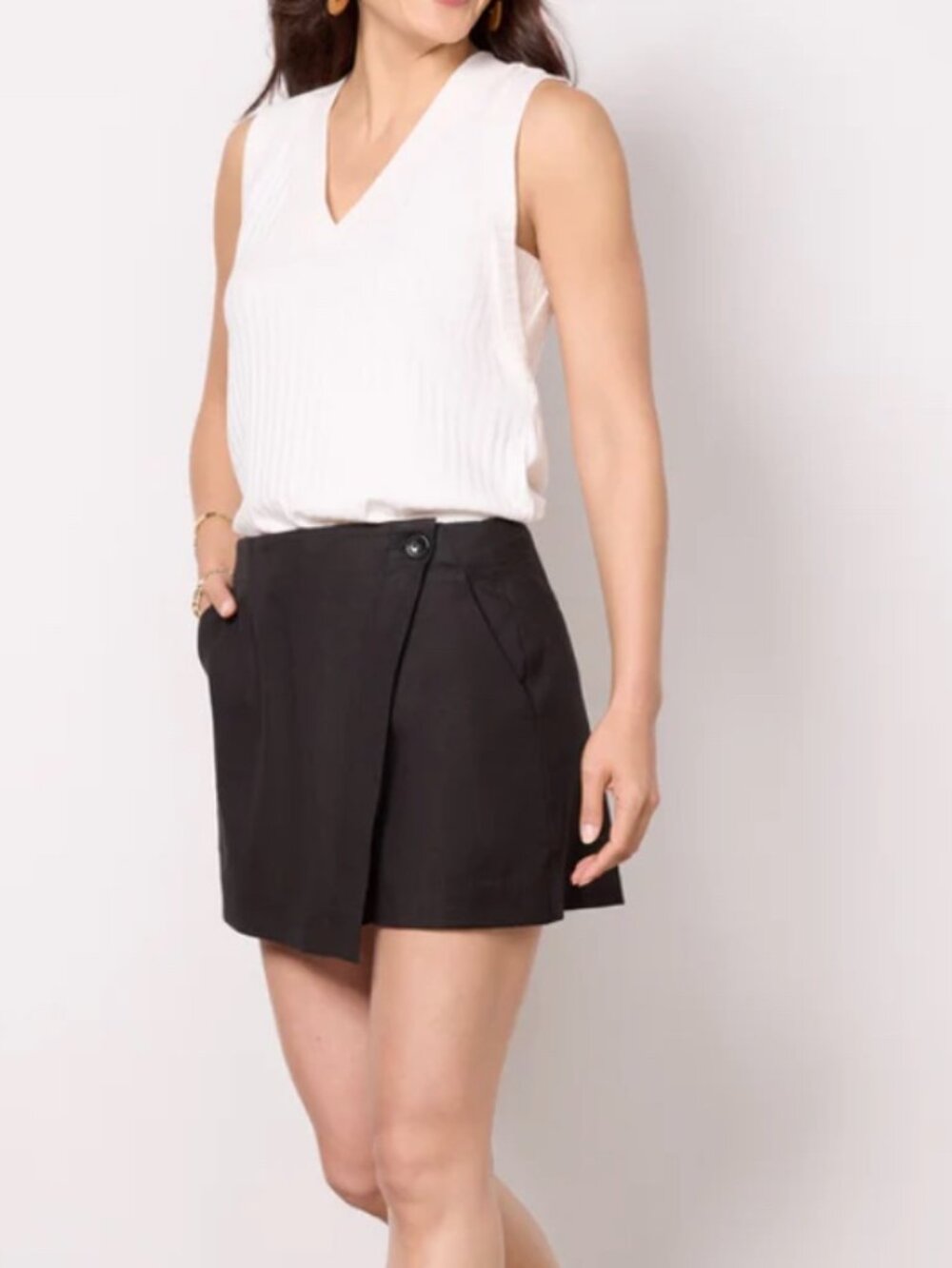 Evereve Layla Stretch Linen Skort